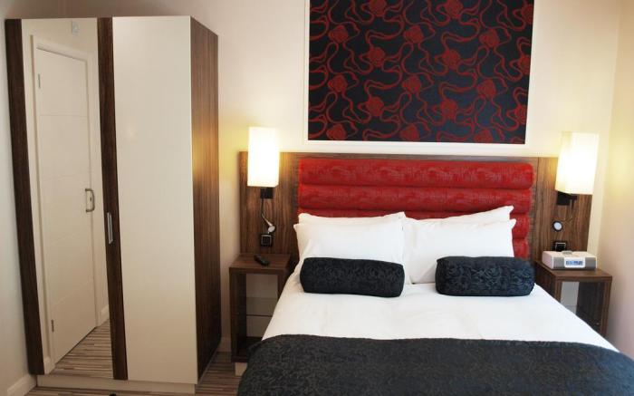 Simply Rooms & Suites Hotel