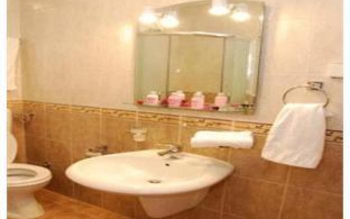 Sun Village Aparthotel