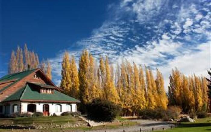 Tremun Kau Yatun Hotel