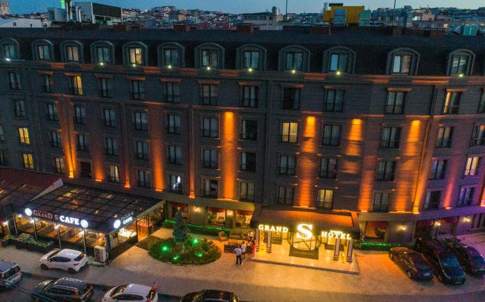 Grand S Hotel