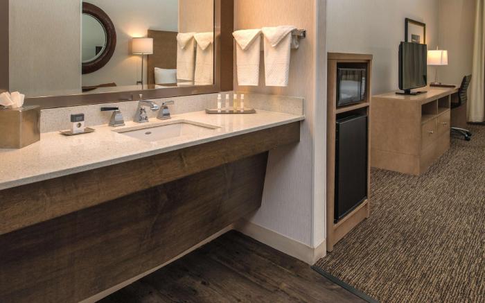 DoubleTree by Hilton Salem