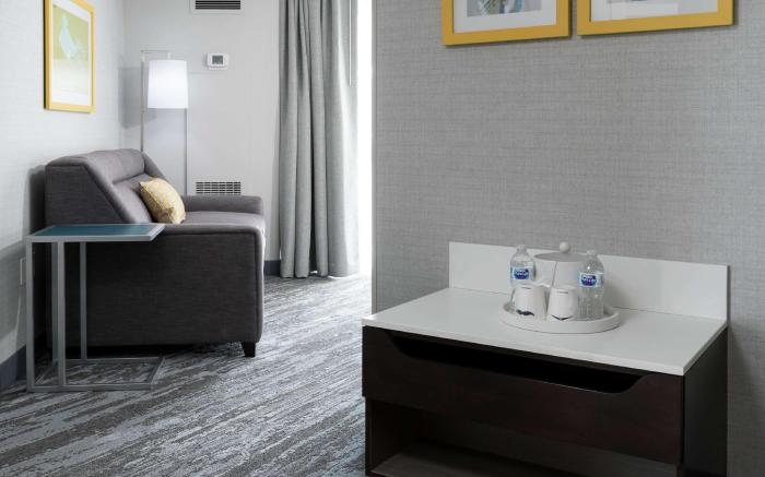 Hampton Inn & Suites Memphis at Beale Street