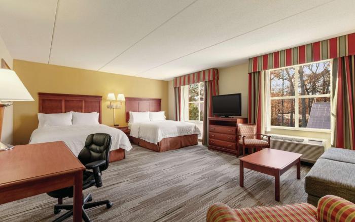 Hampton Inn & Suites Williamsburg Historic District