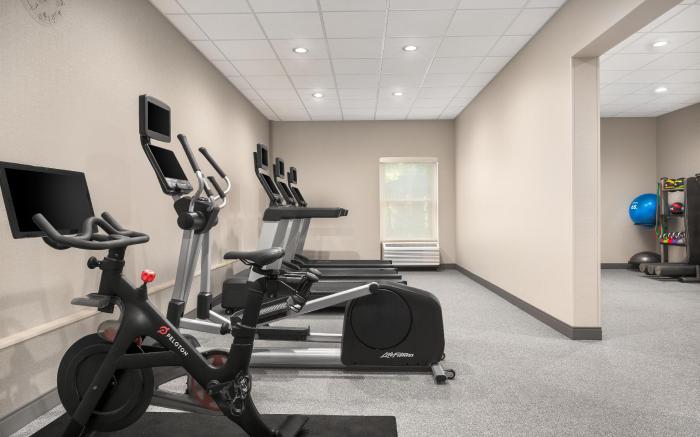 Hampton Inn & Suites Charlotte-Arrowood Rd.