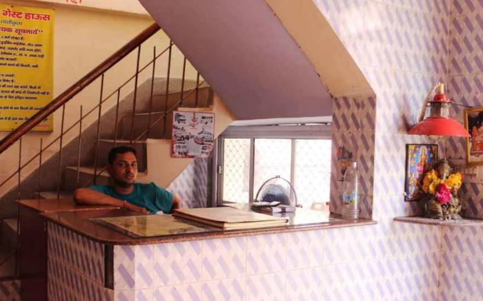 Goroomgo Gayatri Guest House Near Ganga River Haridwar