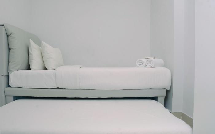 Spacious 2BR at Royal Olive Apartment By Travelio