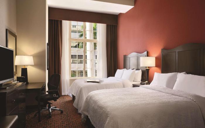 Hampton Inn Bradenton Downtown Historic District