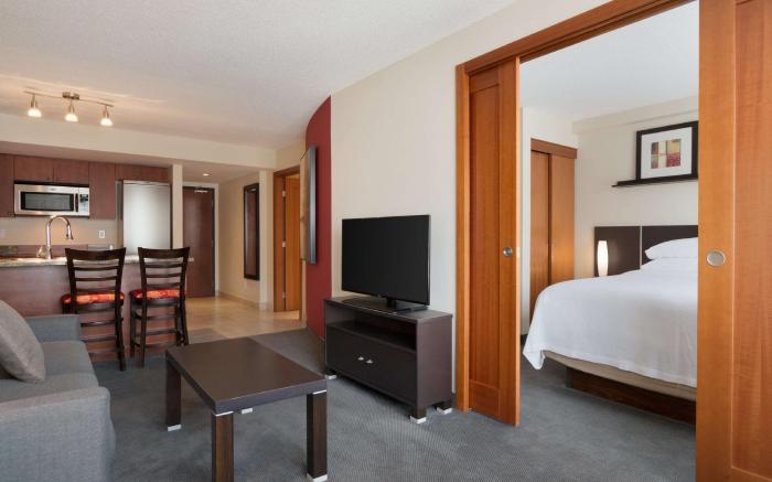 Embassy Suites by Hilton Montreal