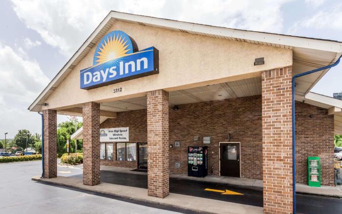 Days Inn By Wyndham Nashville North/Opryland Area