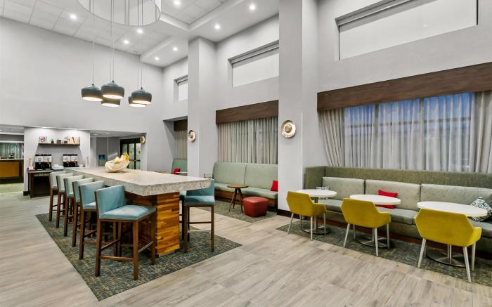 Hampton Inn & Suites Baltimore/Woodlawn