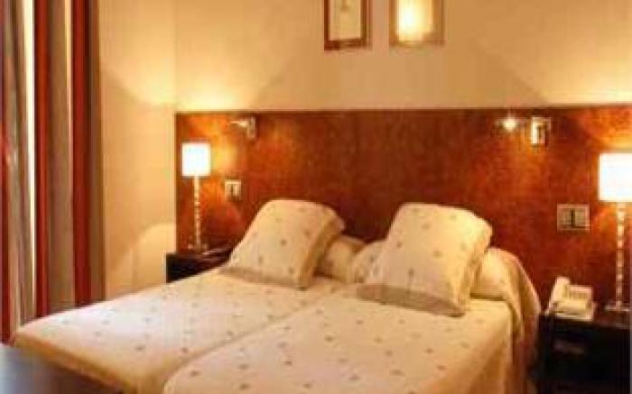 Hotel y Apartamentos DES PUIG