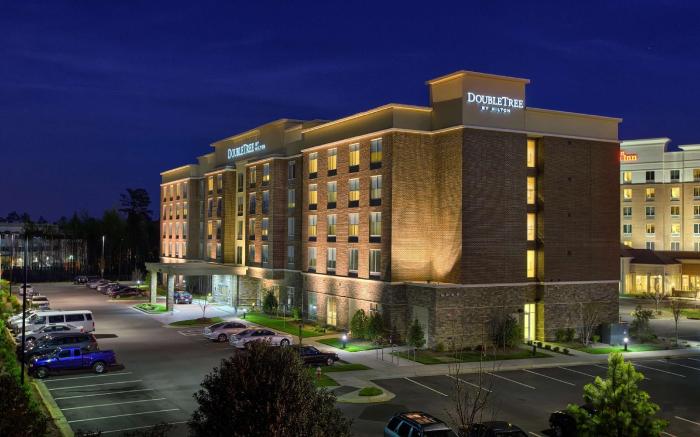 DoubleTree by Hilton Raleigh Cary