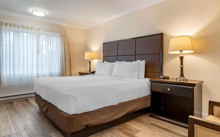 Best Western Carmel's Town House Lodge