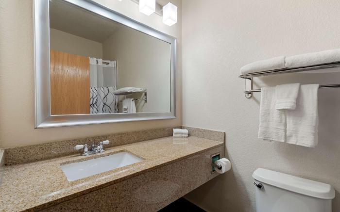Best Western Plus DFW Airport Suites