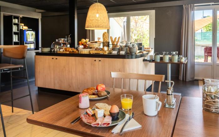 Campanile NATURE - Paris Ouest Gennevilliers Port