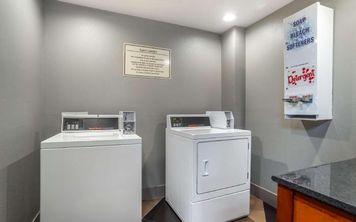 Best Western Plus Jackson Downtown-Coliseum