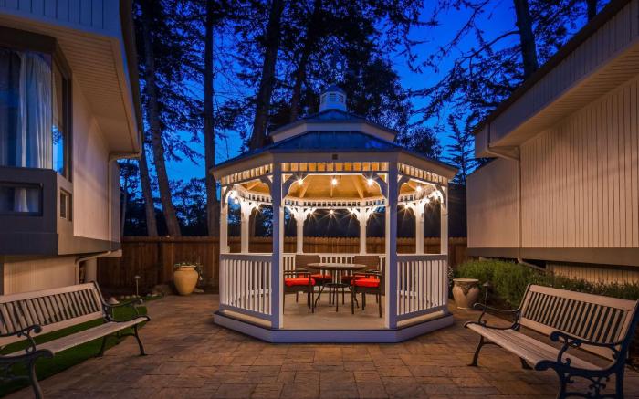 Best Western The Inn and Suites Pacific Grove