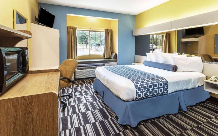 Microtel Inn & Suites by Wyndham Stockbridge/Atlanta I-75