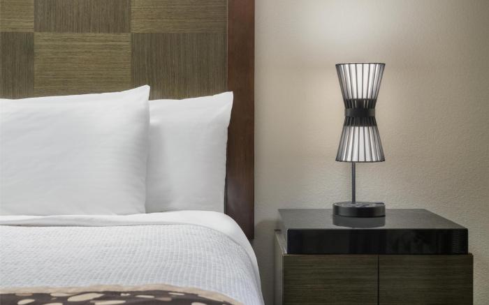 Best Western Premier Crown Chase Inn & Suites