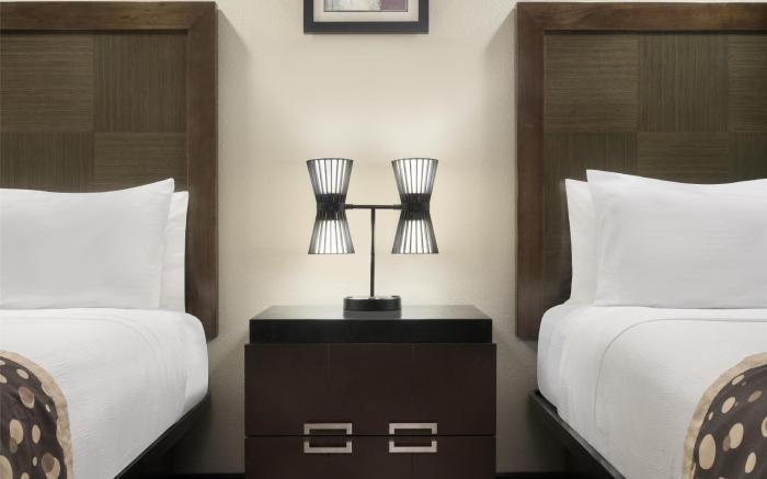 Best Western Premier Crown Chase Inn & Suites