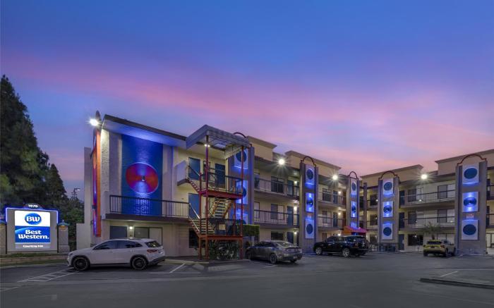 Best Western Courtesy Inn Hotel - Anaheim Resort at the Park