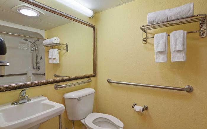 Best Western Ocean Sands Beach Resort