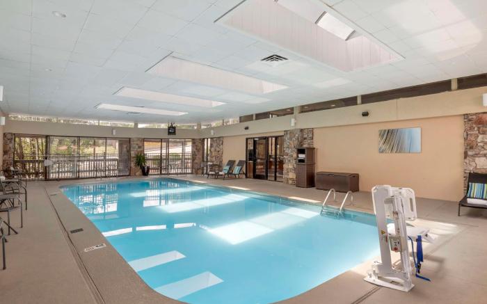 Best Western Plus Landing View Inn and Suites