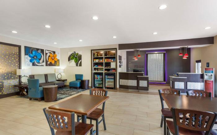 Best Western Plus Lake Worth Inn and Suites