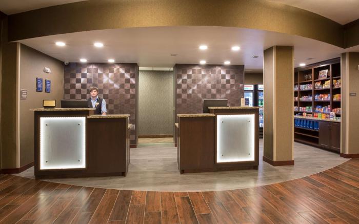 Best Western Plus Lincoln Inn & Suites
