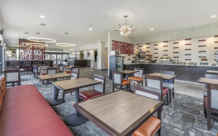 Best Western Plus Castlerock Inn and Suites