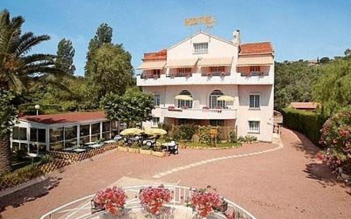 Logis Hotel l'Esterella