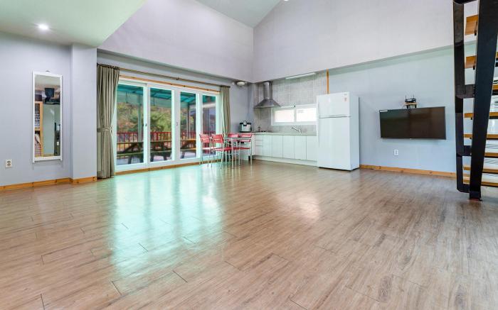 Gapyeong Rainbow Pension