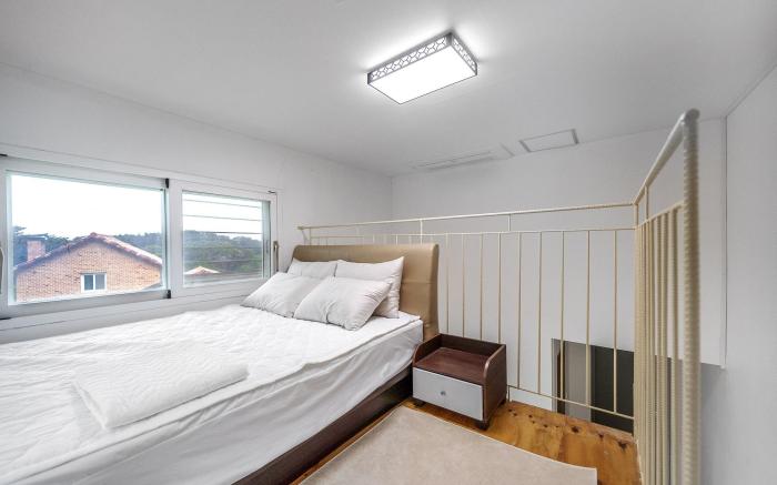 Yangyang Slowstay Pension