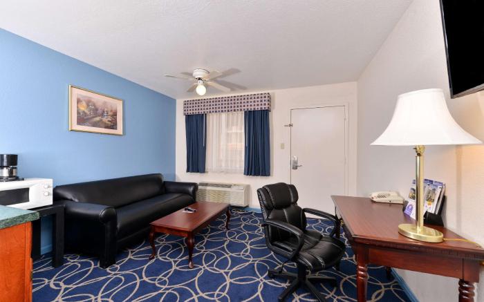 Americas Best Value Inn & Suites Houston Brookhollow NW