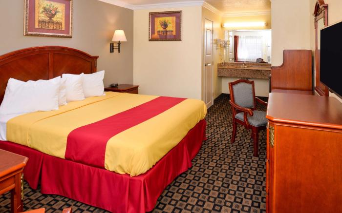 Americas Best Value Inn & Suites San Bernardino