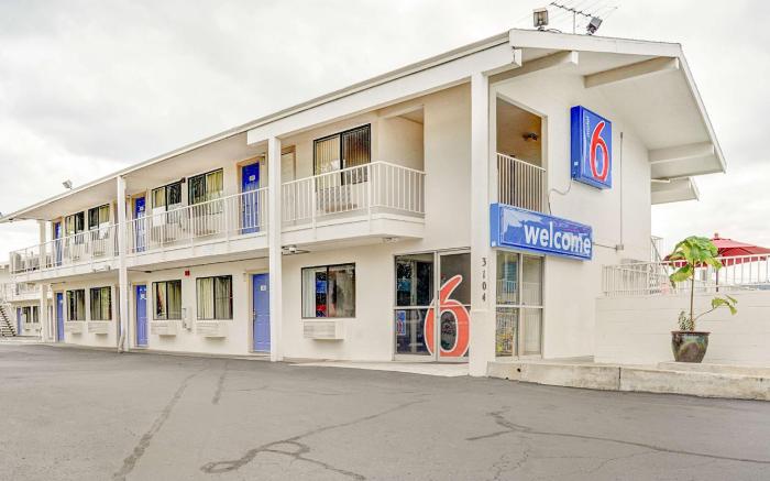 Motel 6 Portland, OR - Central