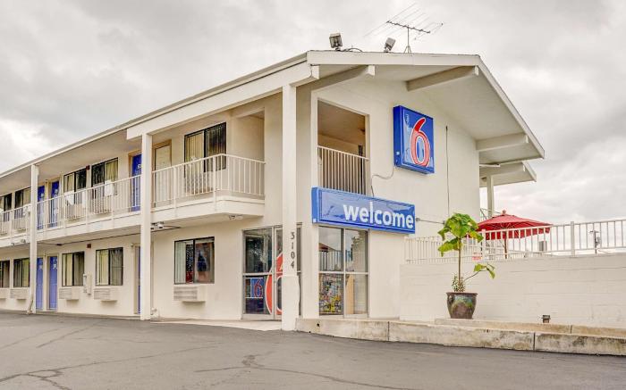 Motel 6 Portland, OR - Central