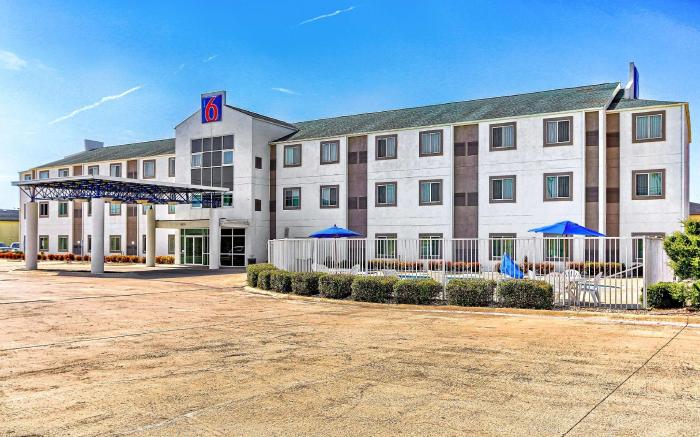 Motel 6 Killeen, TX