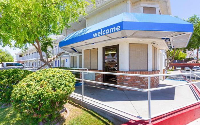 Motel 6 Mesa, AZ - South