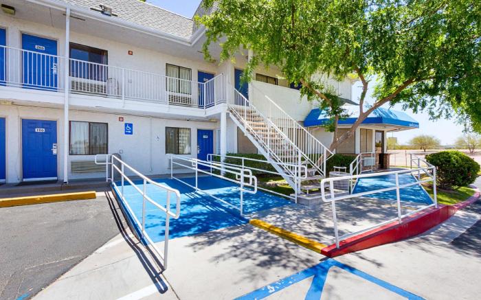 Motel 6 Mesa, AZ - South