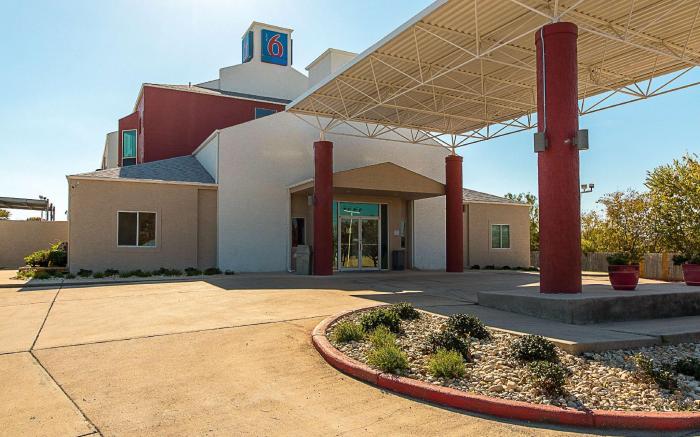 Motel 6 San Antonio, TX - Downtown - Alamo Dome
