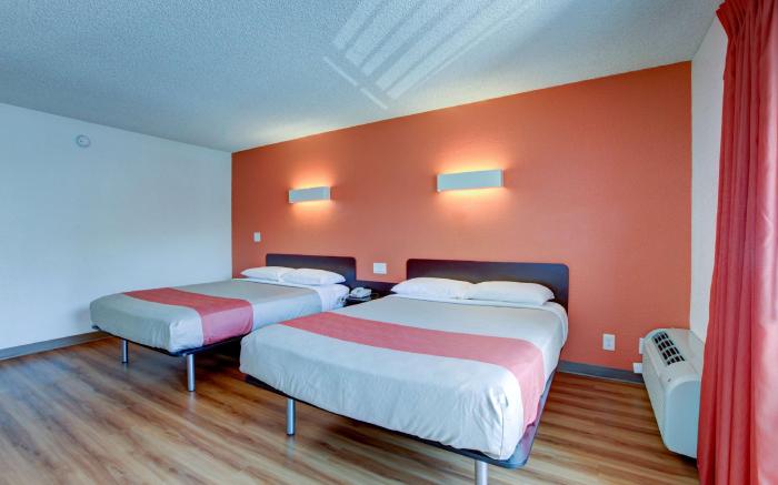 Motel 6 Santa Ana, CA - Irvine - Orange County Airport