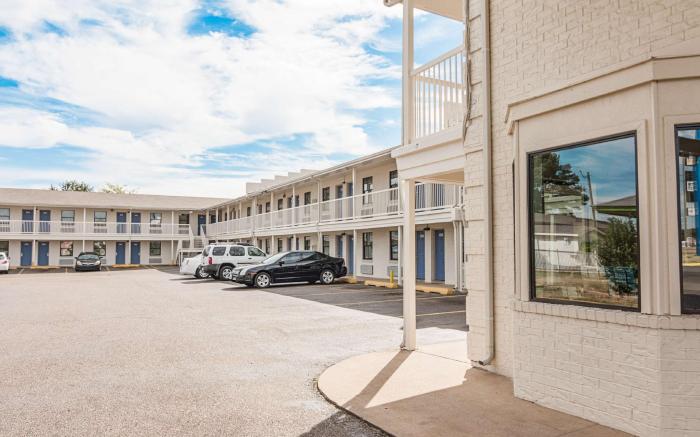 Motel 6 Texarkana, AR