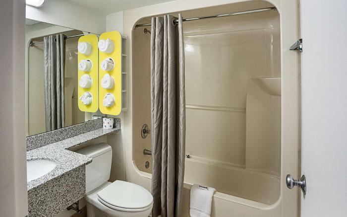 Motel 6 Binghamton, NY