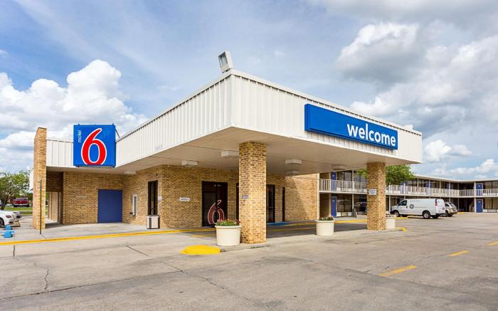 Motel 6 Baton Rouge, LA - Southeast