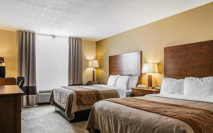 Comfort Inn & Suites Santee I-95