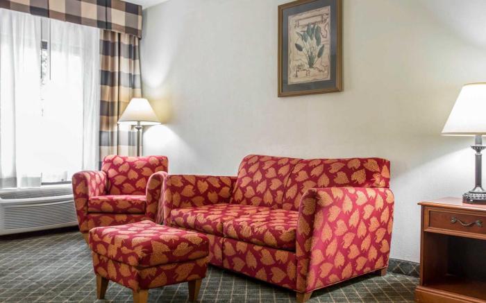 Clarion Inn & Suites Aiken South