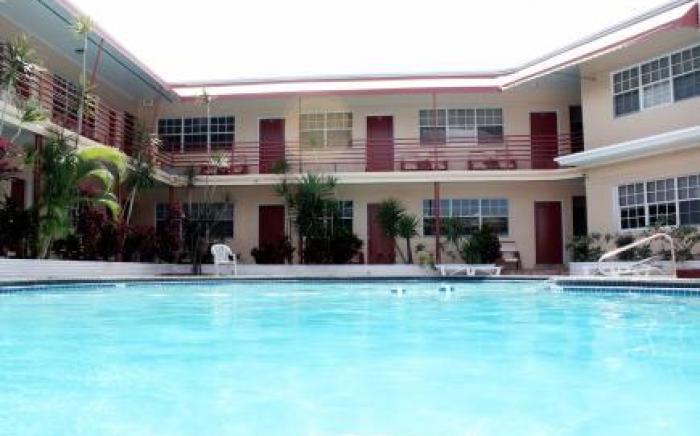 Beach and Town Motel