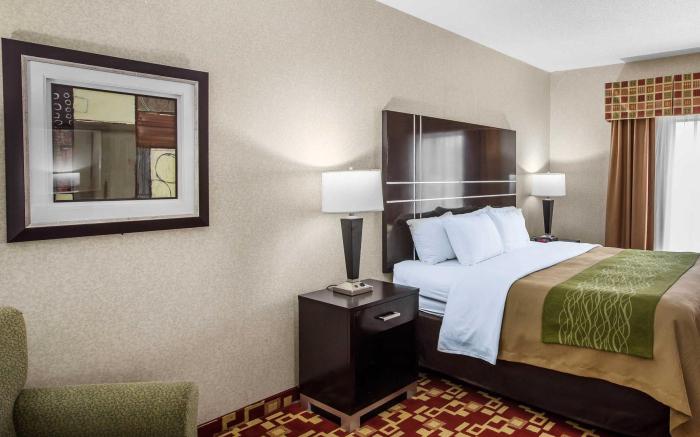 Comfort Inn & Suites
