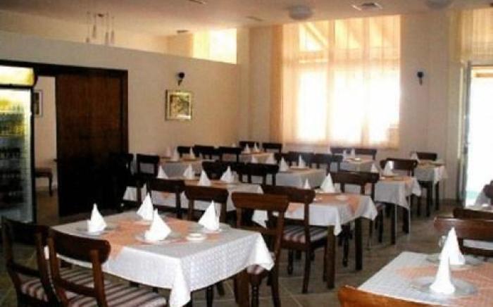 Hotel Bor